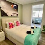 Sea Dreams With Amazing Terrace Apartamento Sitges