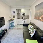 Sea Dreams With Amazing Terrace דירה *
